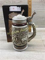 AVON ROUND UP STEIN