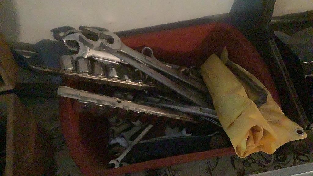 Bin Of Wrenches, Misc Tools