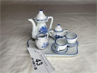 Small oriental tea set