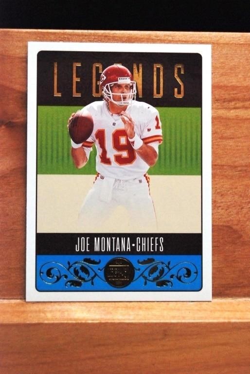 2023 Panini Legacy #124 Joe Montana Legends