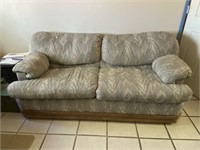 LoveSeat hide-a-bed