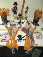 Assorted Halloween Decor