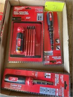 Milwaukee screwdriver and nut driver lot