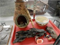 TRAY OF ASSTD NATIVE AMERICAN COLLECTIBLES