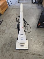 Riccar vacuum  works