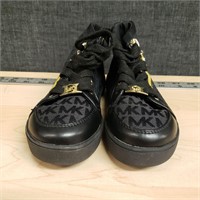 Michael Kors Lil Lauren Kids Shoes size 12