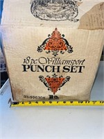 Vintage 18 pc. Williamsport Punch Bowl Set