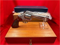 Smith & Wesson 686-3 .357 Mag Revolver w/ Case