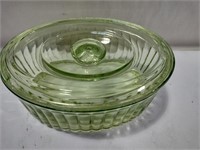 Green depression glass dish with lid 7x5
