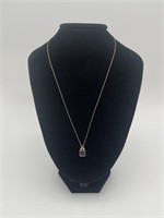 10K Gold Necklace With 1.9g Stone & Approximately
