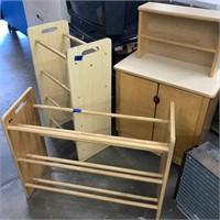2 racks, 1 kids cabinet