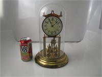Petite horloge de table vintage