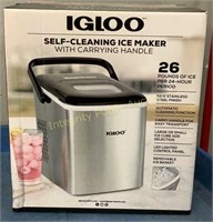 Igloo Self Cleaning Countertop Ice Maker $126