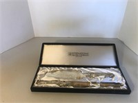 2 pieces International Silver Co in Case