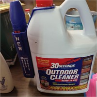 Outdoor Cleaner with Motorized Dispenser    NEW