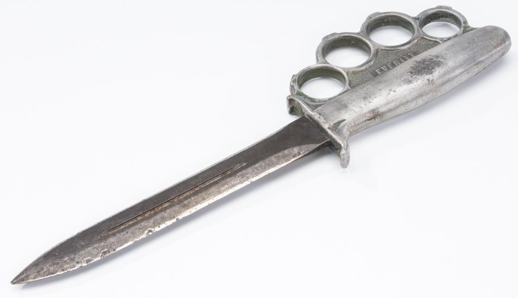 U.S. WWII Everitt Black Blade Knuckle Knife