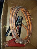 Set  heavy duty jumper cables