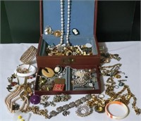 Jewelry Box Bits & Pieces recycle reuse repurpose