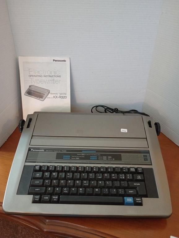 Panasonic electric KX-R320 typewriter with manual,