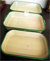 Set Of 3 Metal Baking Pans