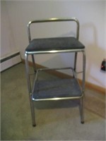 vintage stool/seat
