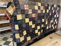 Vintage Hand Tied Quilt in Great Condition 7x6 Ft