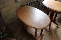 Oval top end table