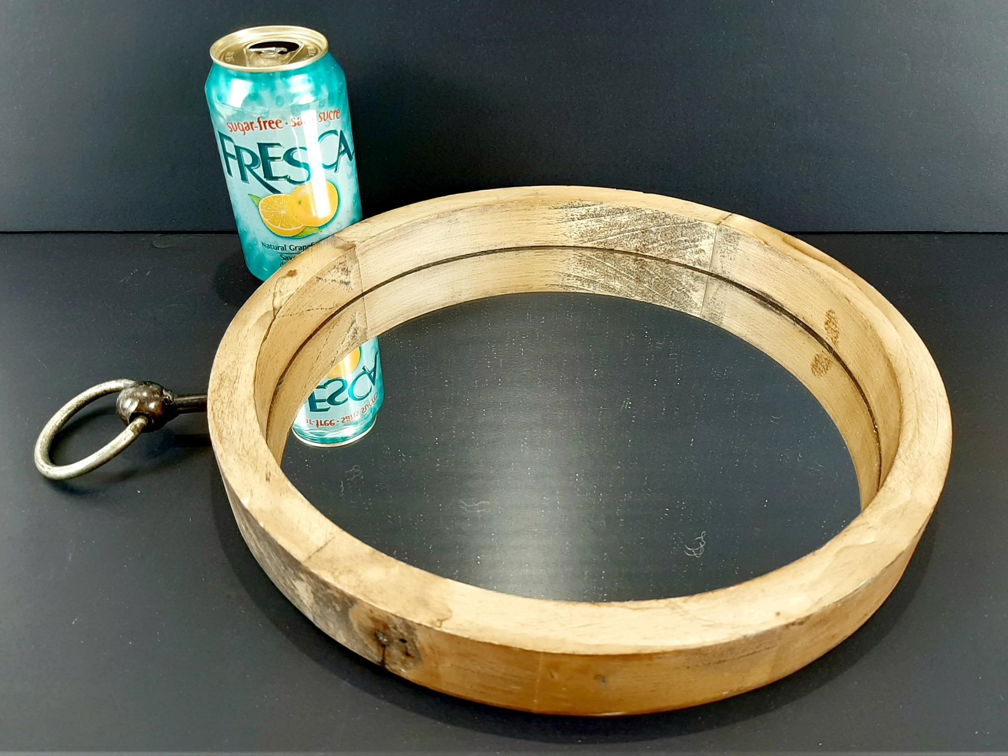 Miroir avec contour en bois 12" de diamètre