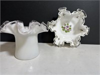 2- pieces of Vintage Fenton glassware flowers