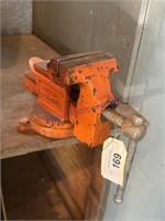 COLUMBIAN NO 03-1/2 BENCH VISE, MUST REMOVE FROM
