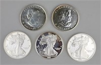 2 Canadian & 3 American One Oz Fine Silver Coins.