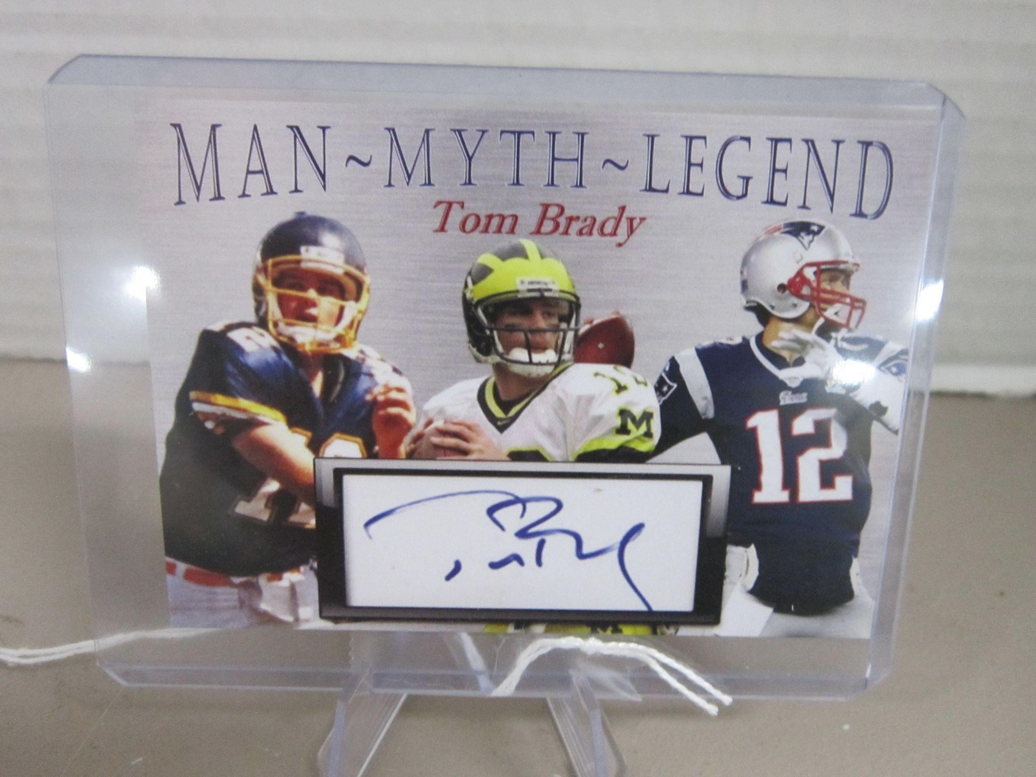 TOM BRADY SPORTCARD-LASER SIGN,NO CERT