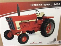 Scale Model International 1466 tractor, 1/8 scale