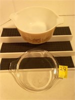 Pyrex Bowl with Lid Very Good Condition