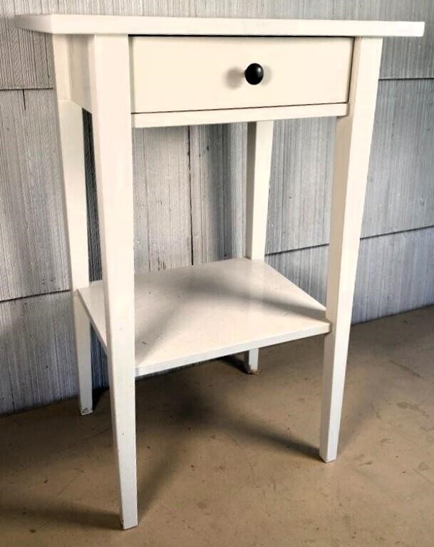 white - end table stand