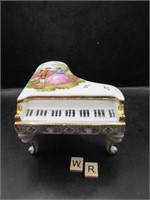 LIMOGES PIANO COVERED DRESSER DISH