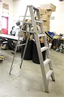 6ft Aluminum Step Ladder