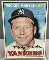 1967 Topps Mickey Mantle Baseball Card