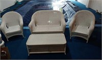 4 piece wicker chairs and table