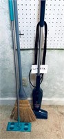 Stick Vacuum, Broom, Swiffer Dry Mop (3)