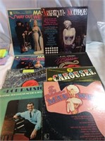 8  vintage records from the Irene‘s cabaret in