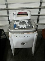 Vintage Maytag washer. Works!