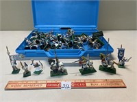 LOT OF MIXED ARMY CAST FIGURES AND SOME PLASTIC