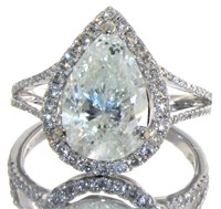 14kt Gold 3.51 ct Pear Cut Diamond Ring