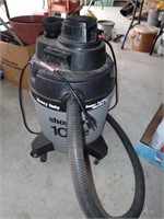 10 Gal. Wet/Dry Shop Vacc w/Hose