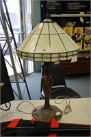 LEADED GLASS TABLE LAMP