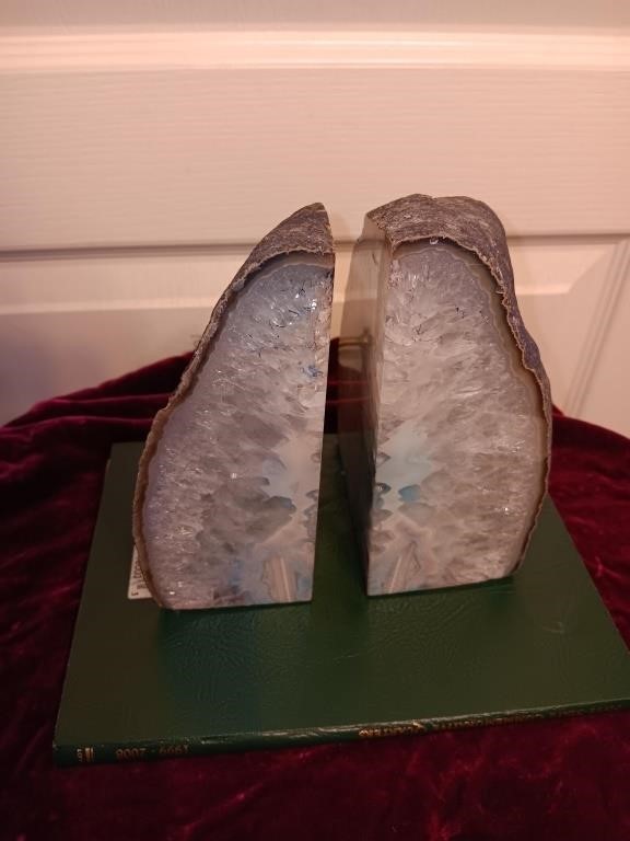 Stone geode bookends 6" tall 4" wide 2.5" deep