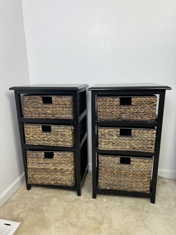 2PC lot of wicker end tables