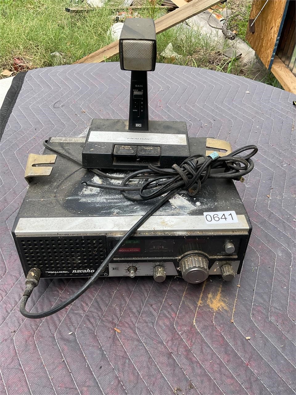 Realistic Navaho Base CB Radio see all pics