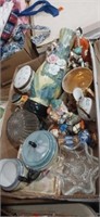 Lot with Japan made porcelain figures and more